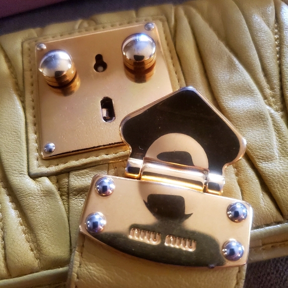 💯 MIUMIU Matelasse Bifold Long Wallet - Picture 4 of 16